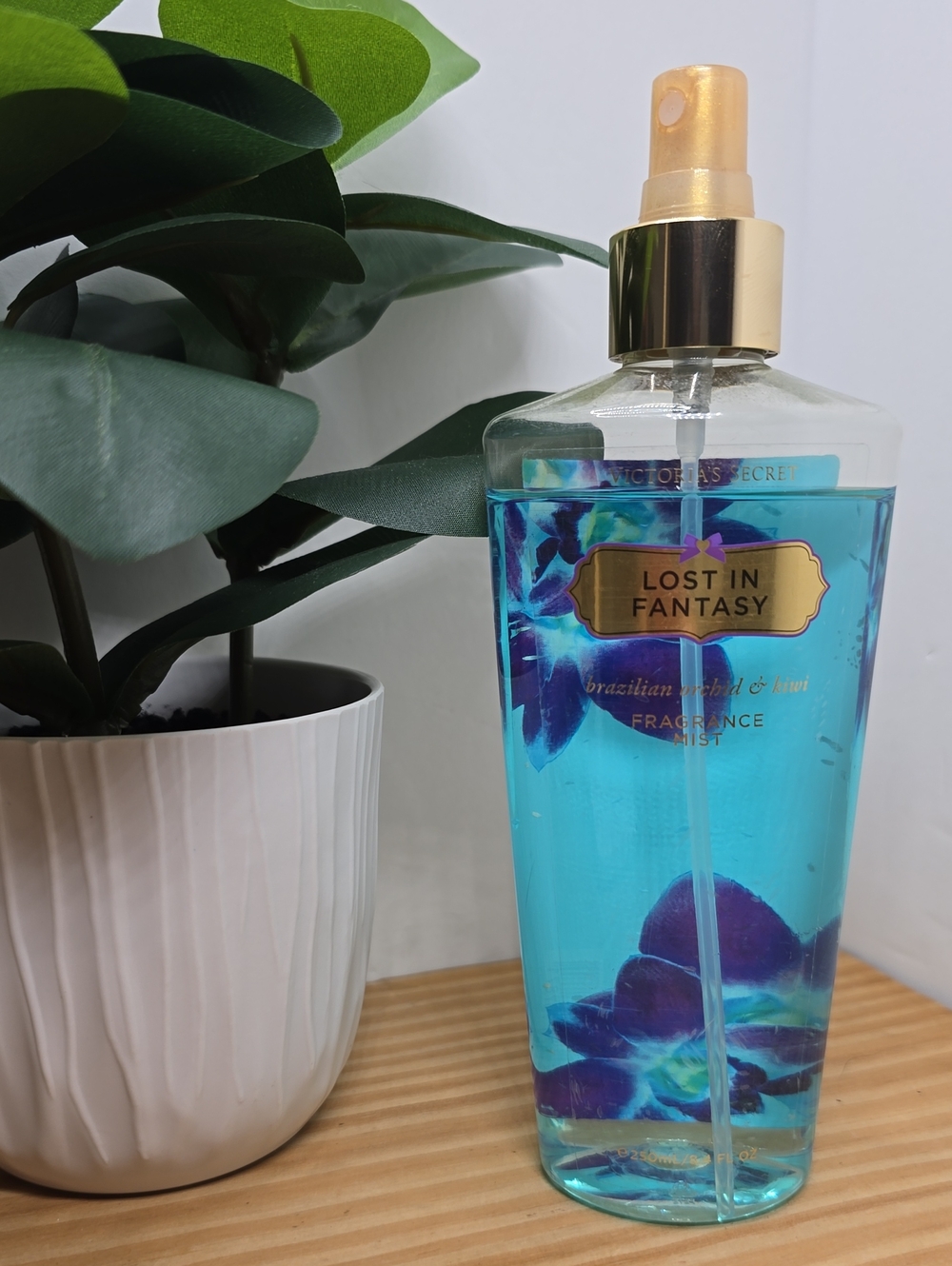 Victoria's Secret Lost in Fantasy Body Mist 8.4 Fl Oz
